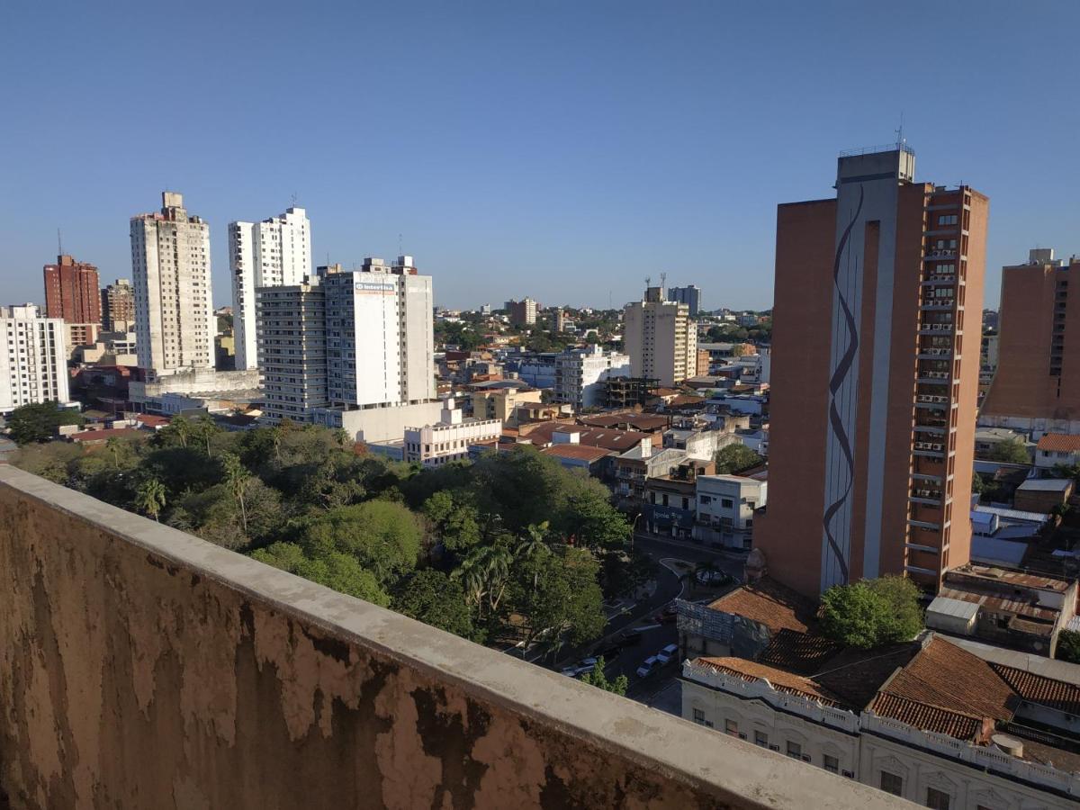 Amplio Depto De 2 Dormitorios, Zona Plaza Uruguaya Asuncion Bagian luar foto